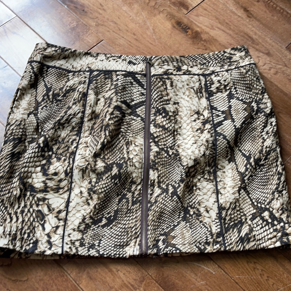 cache skirt
